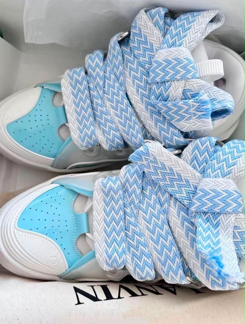 Best sneakers wear