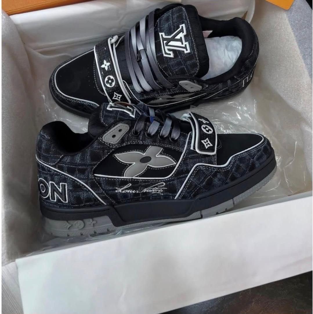 Louis vuitton sneaker