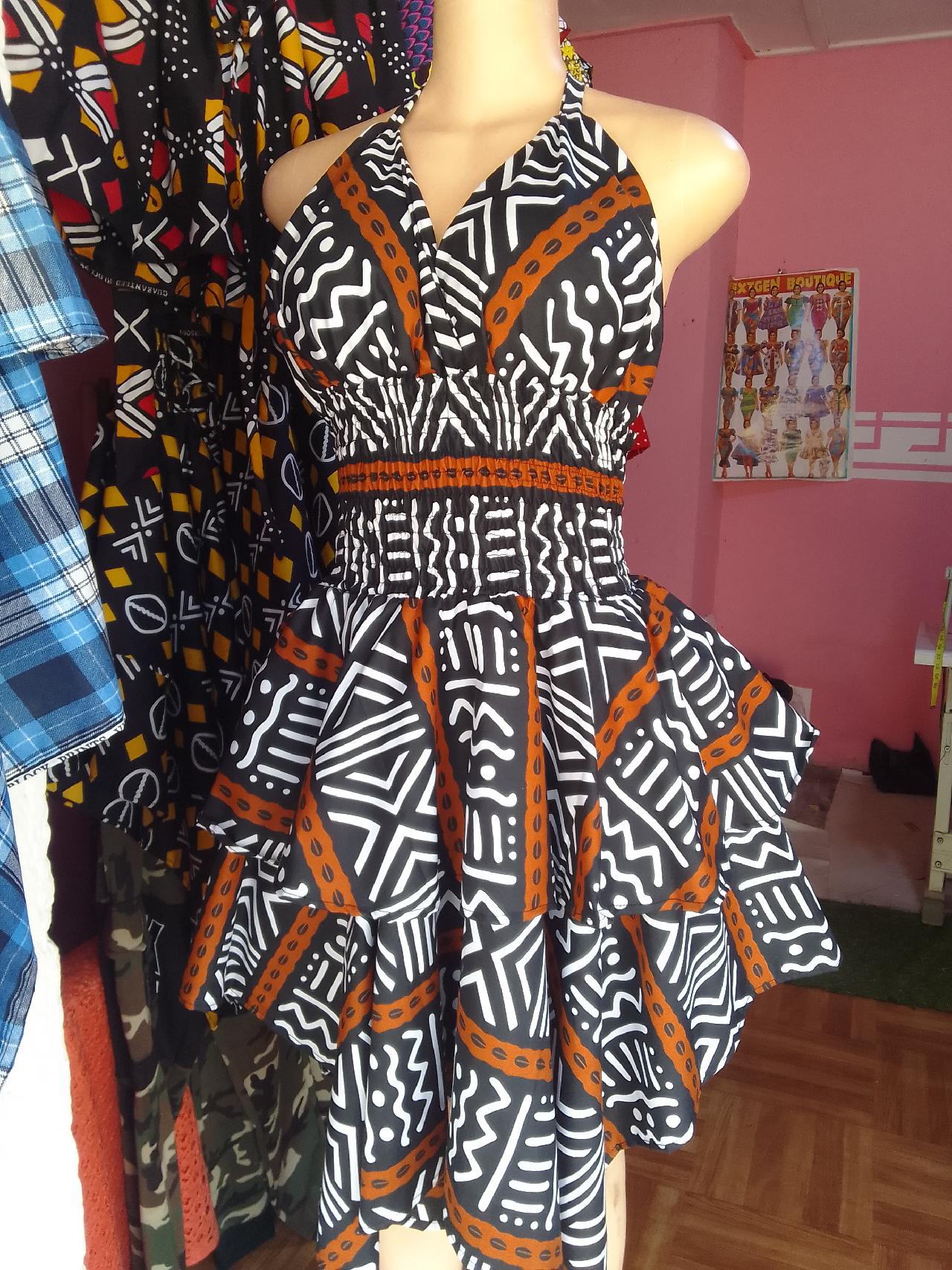 Backless dress