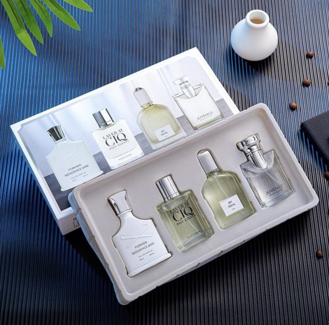 Pour homme eau de parfum spray - 25ml x 4 pcs