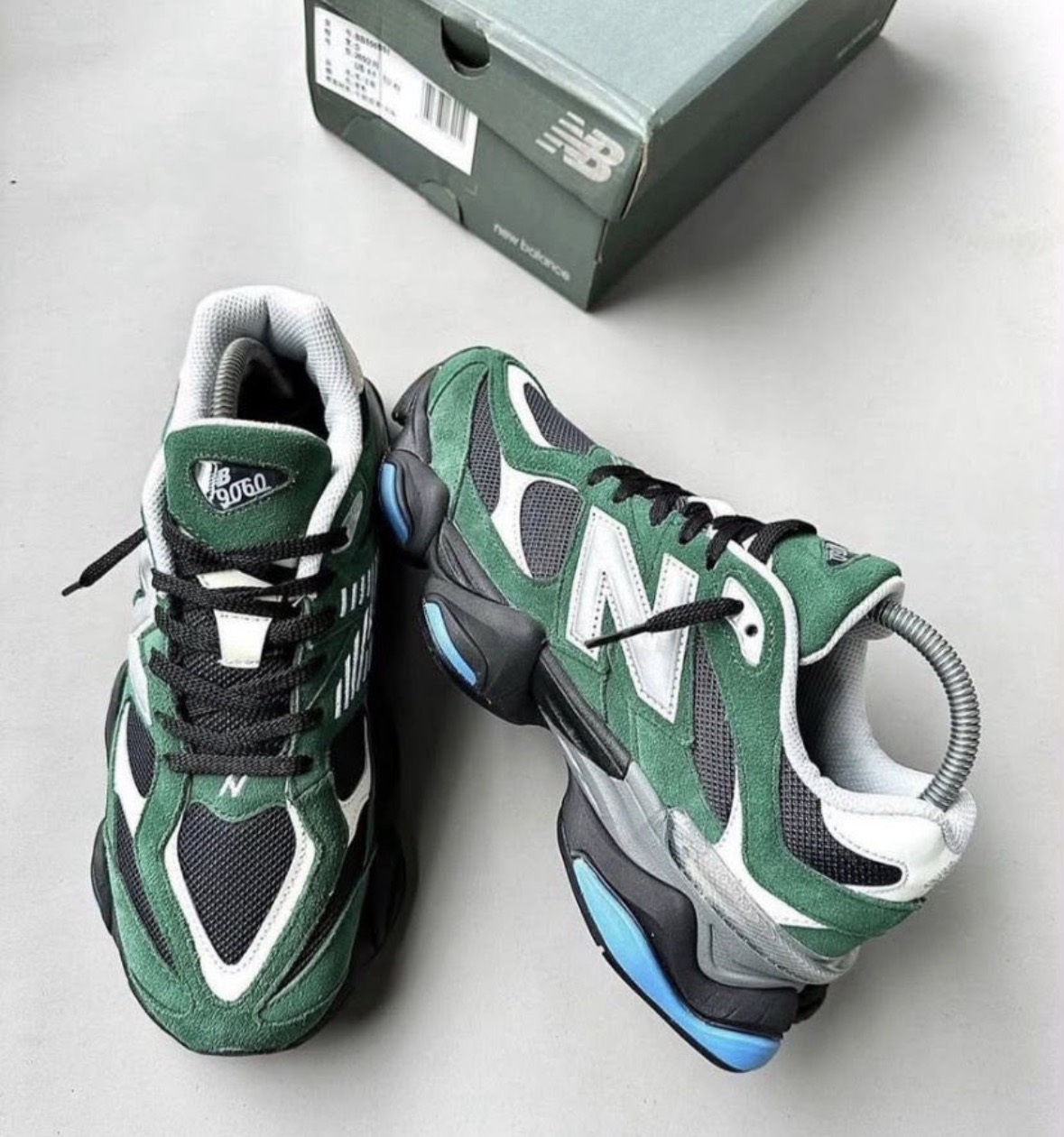 New balance 9060