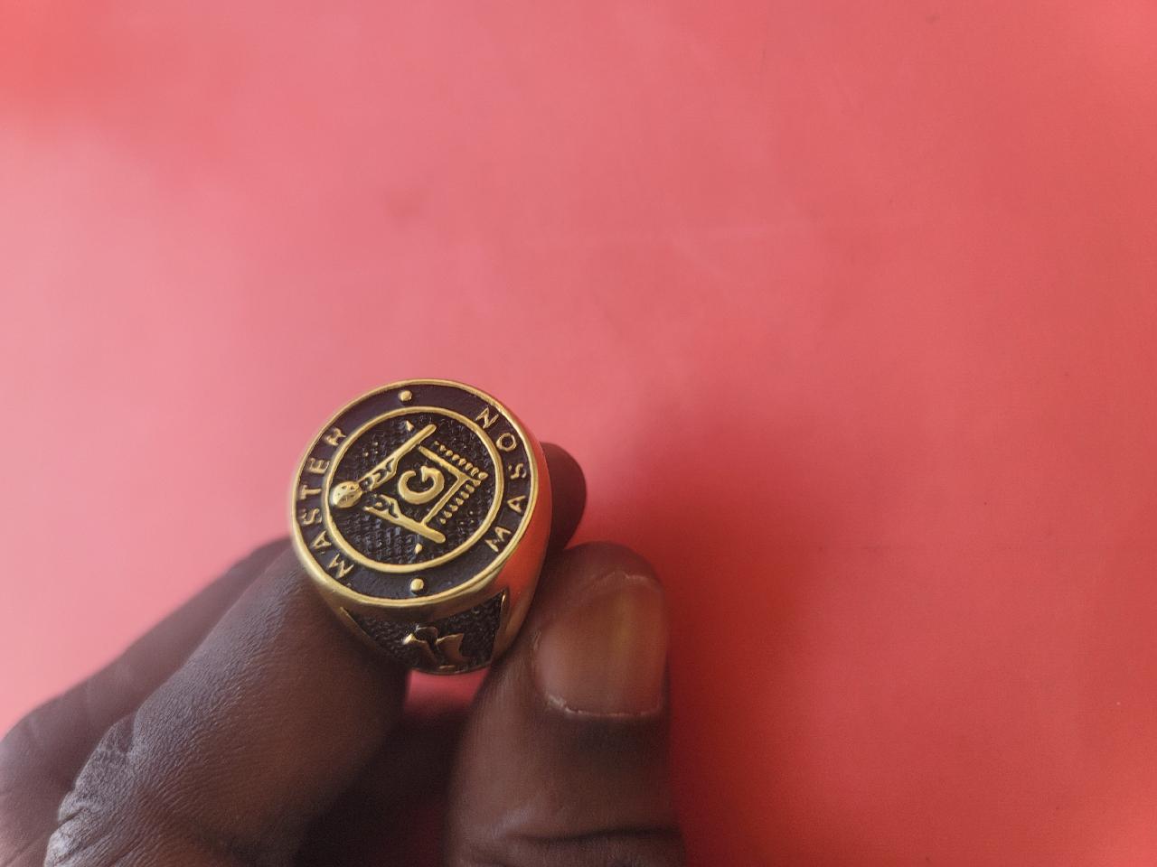 Master masonic ring