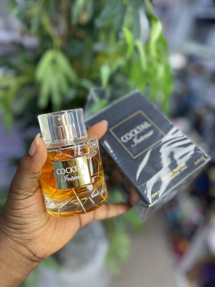Cocktail intense perfume
