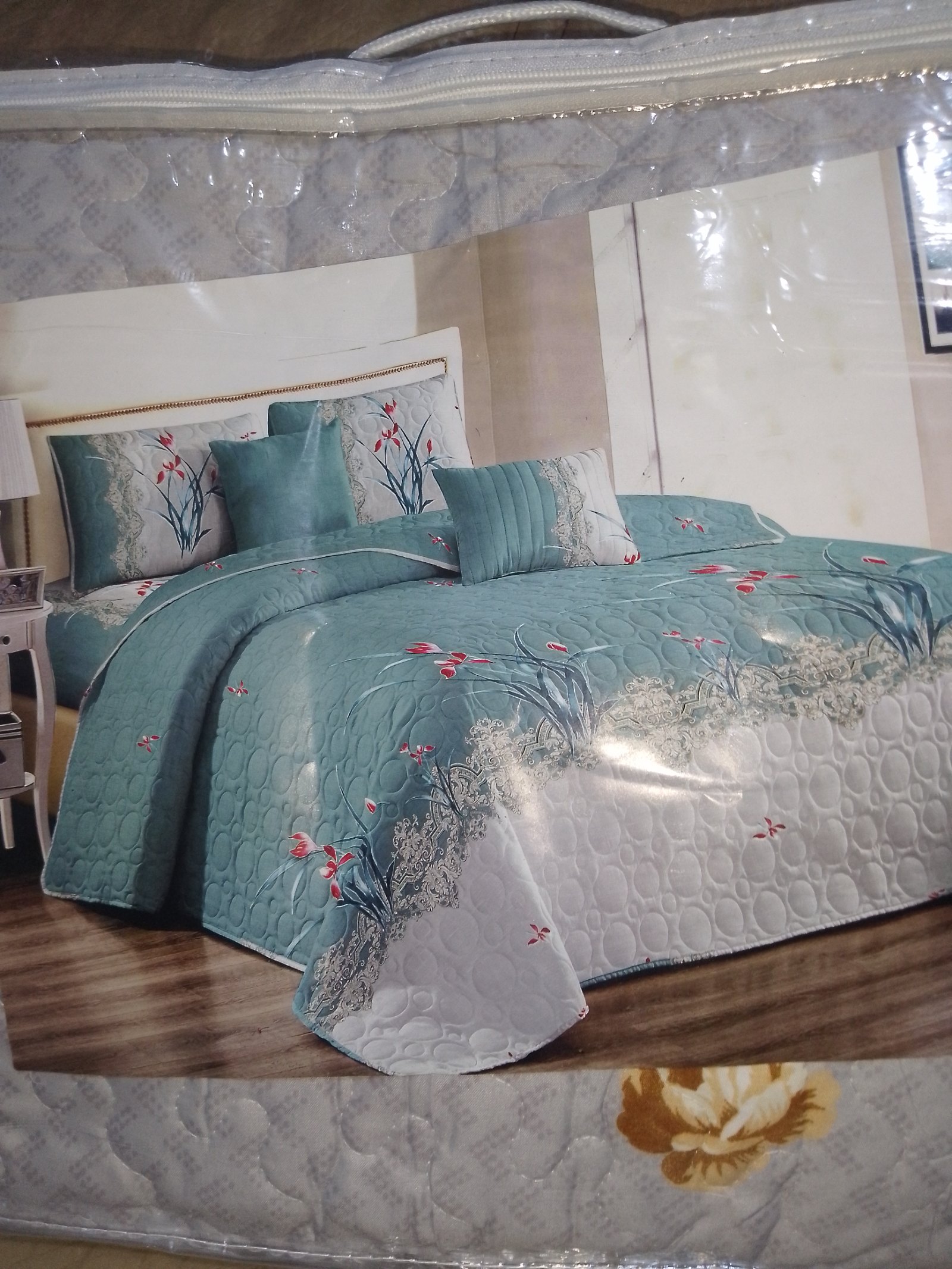 Bedspread with pillow case