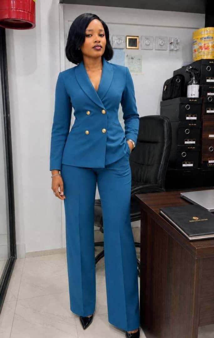 Women suit