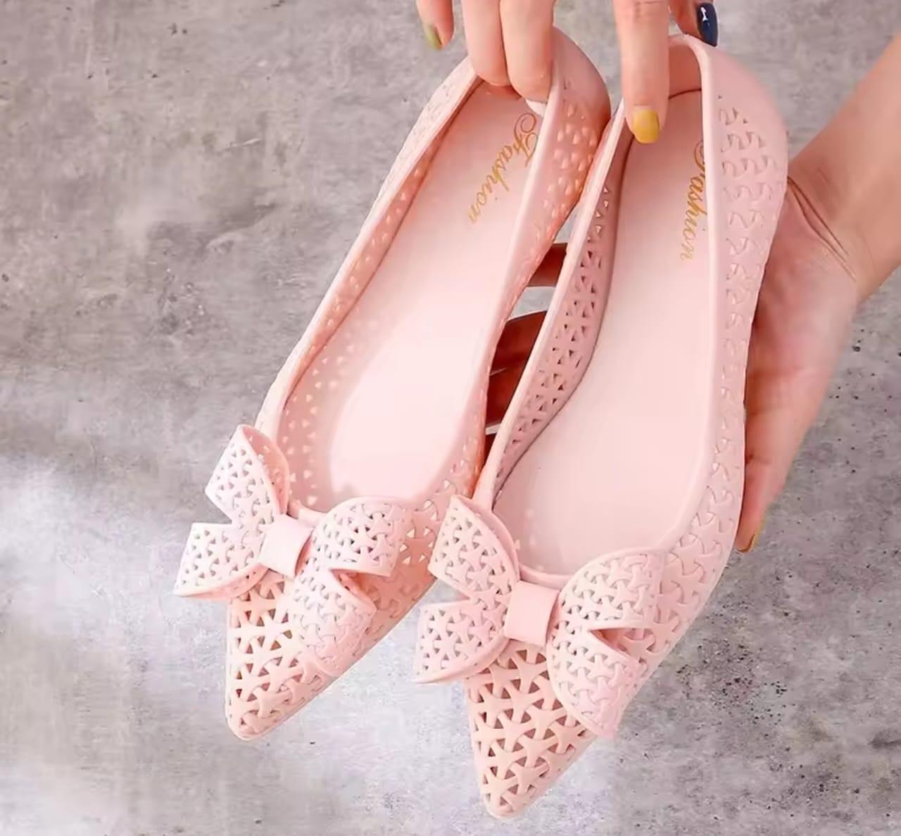Sweet but simple ladies wear