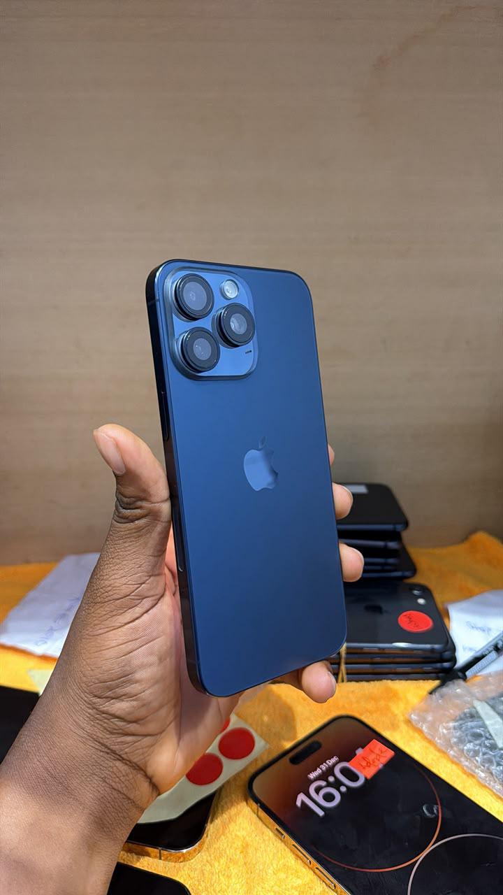Iphone 15 pro max 256 gb physical sim unlock bh:86