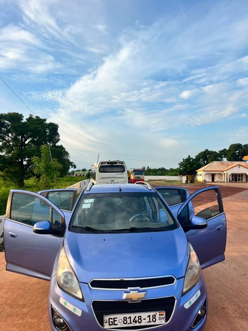 Chevrolet spark 1