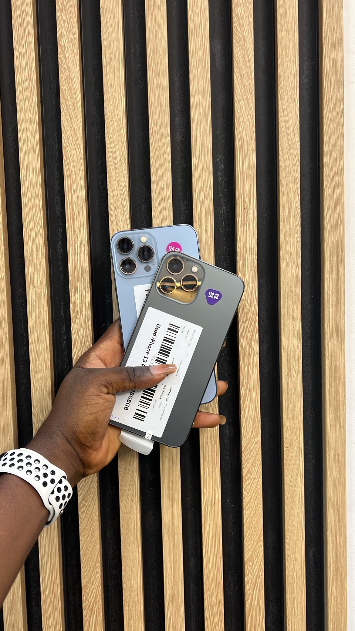  iphone 13 pro factory unlock128gig (5-10% off price )🛍️face id ✅