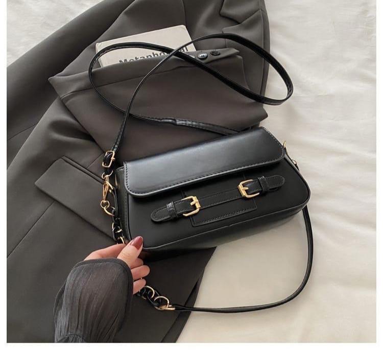 Two-tone buckle chain shoulder bag -l