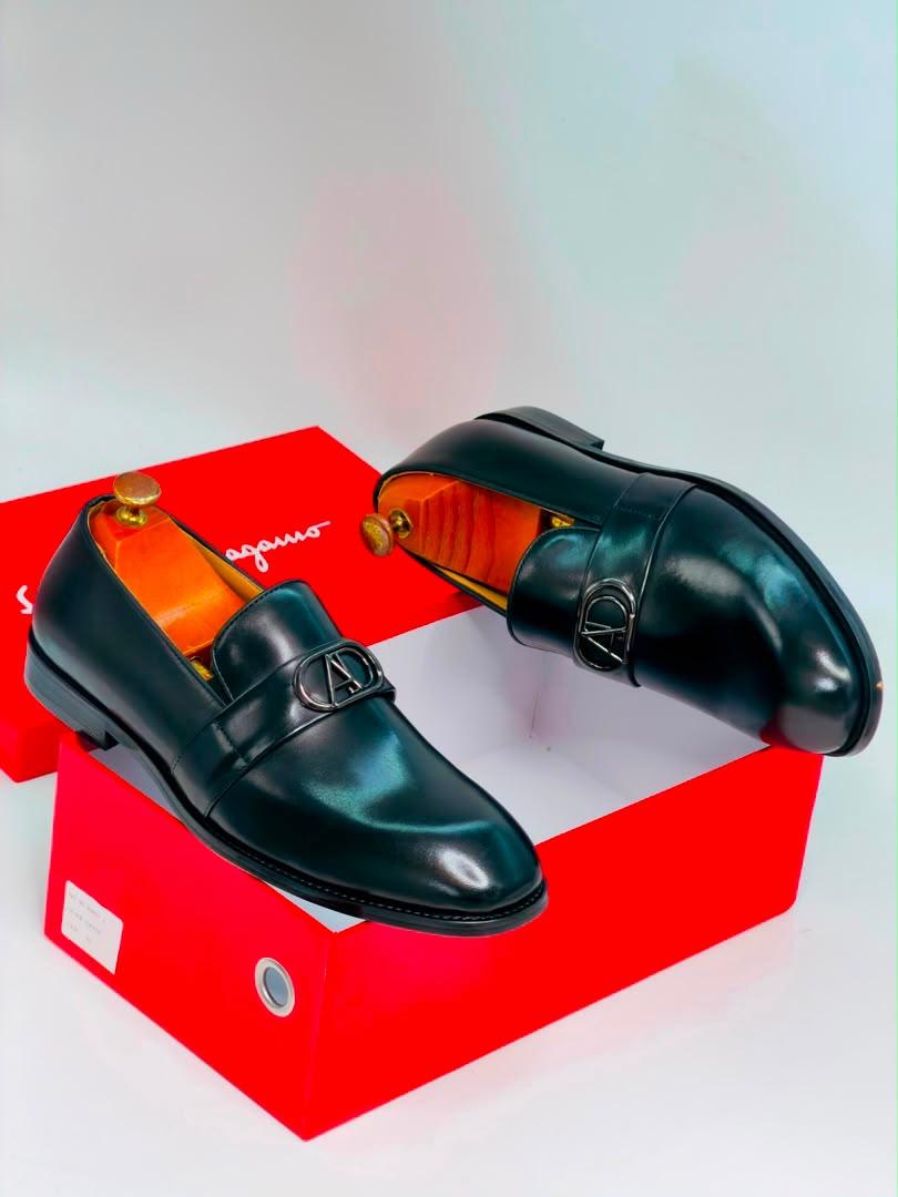 Black shoe