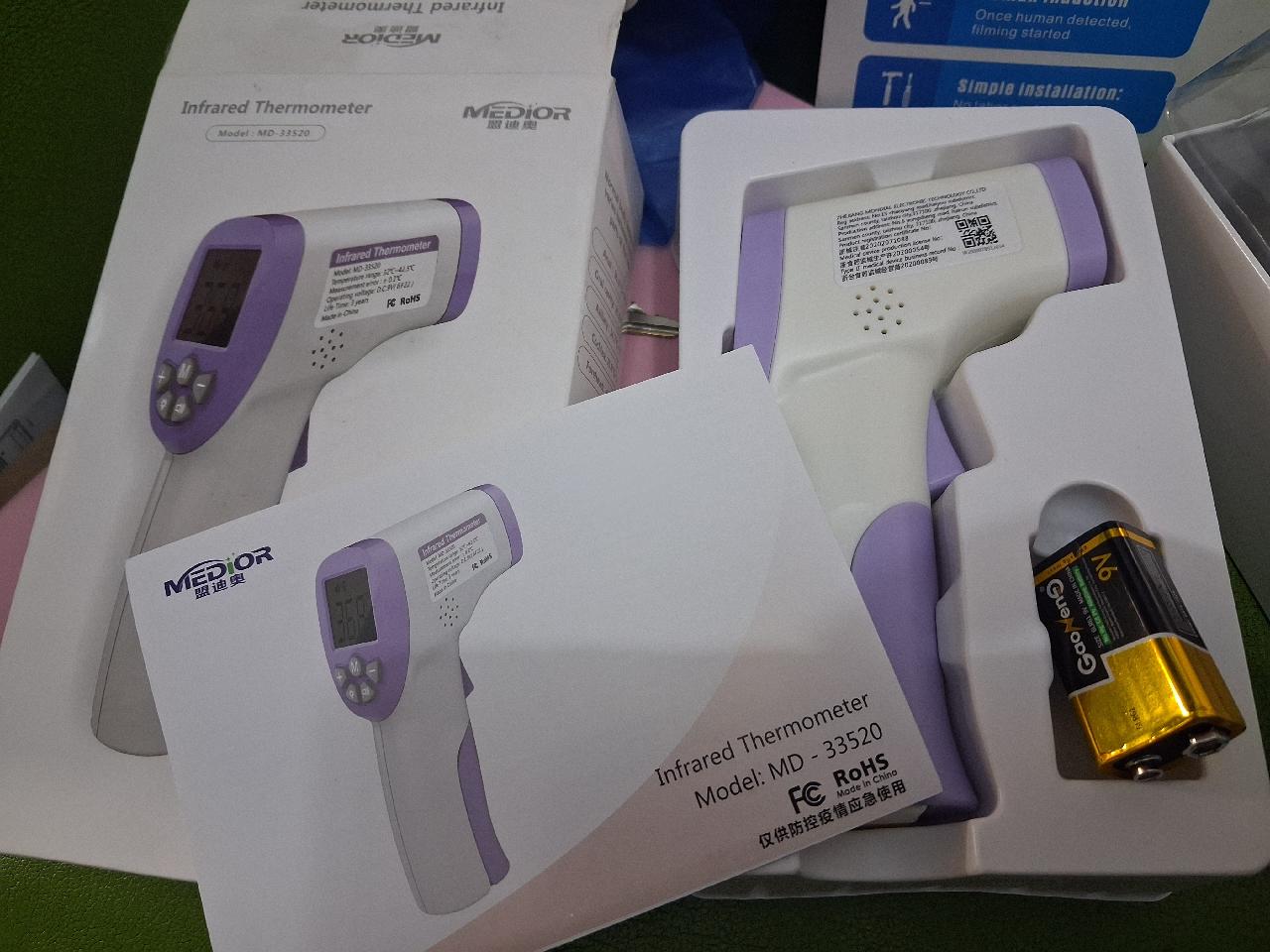 Thermometer temperature check instrument