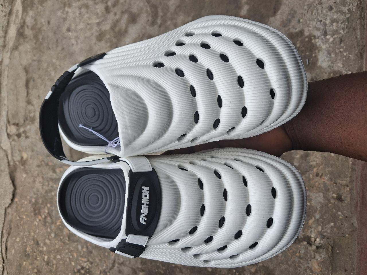 Trendy daily wear clogs for men and women