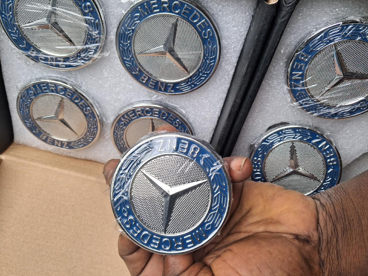Mercedes benz hub led logo sustainable logo