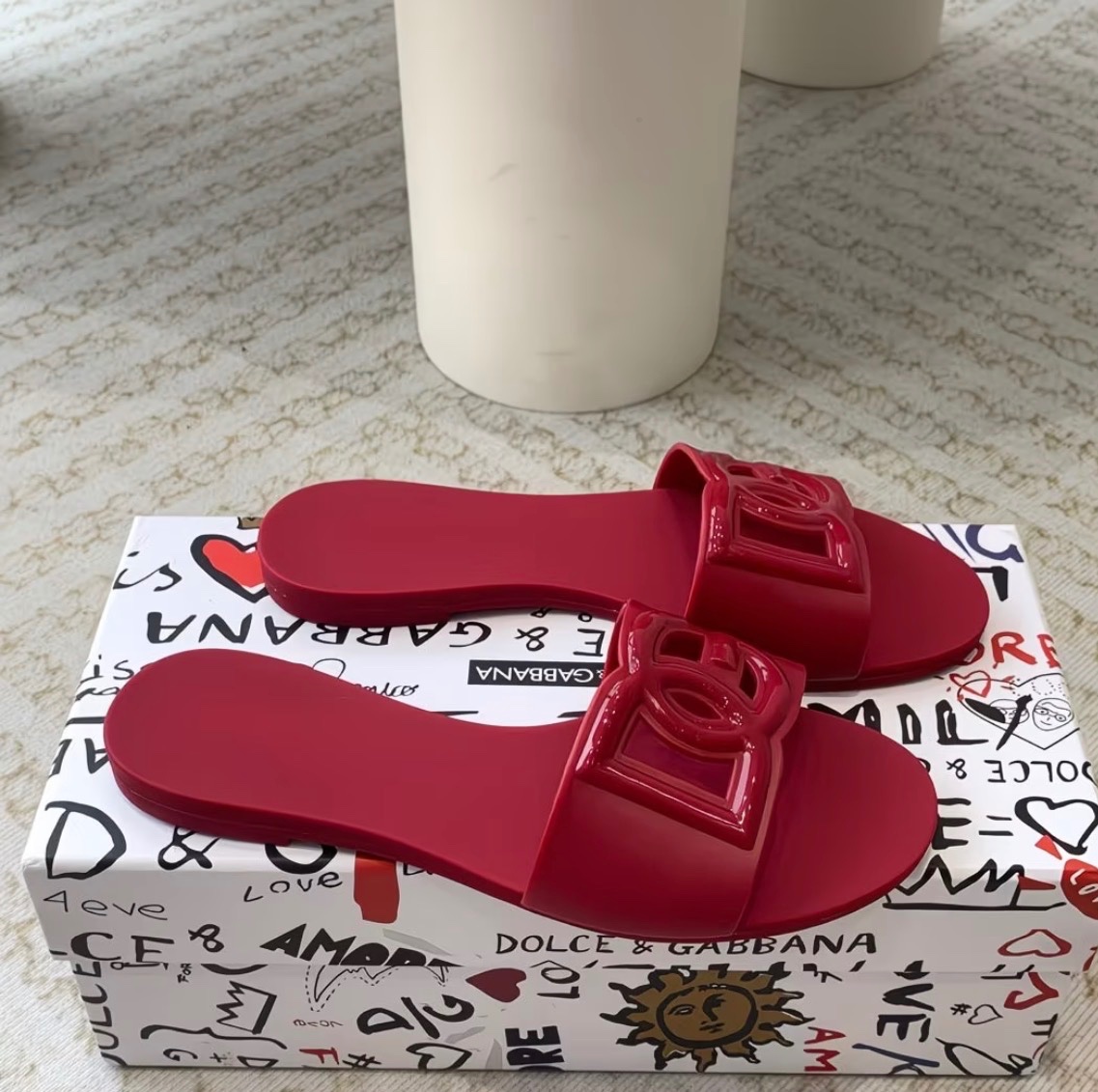Dg logo jelly slides- waterproof