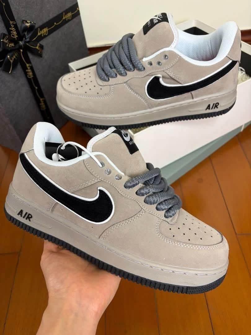 N sneakers