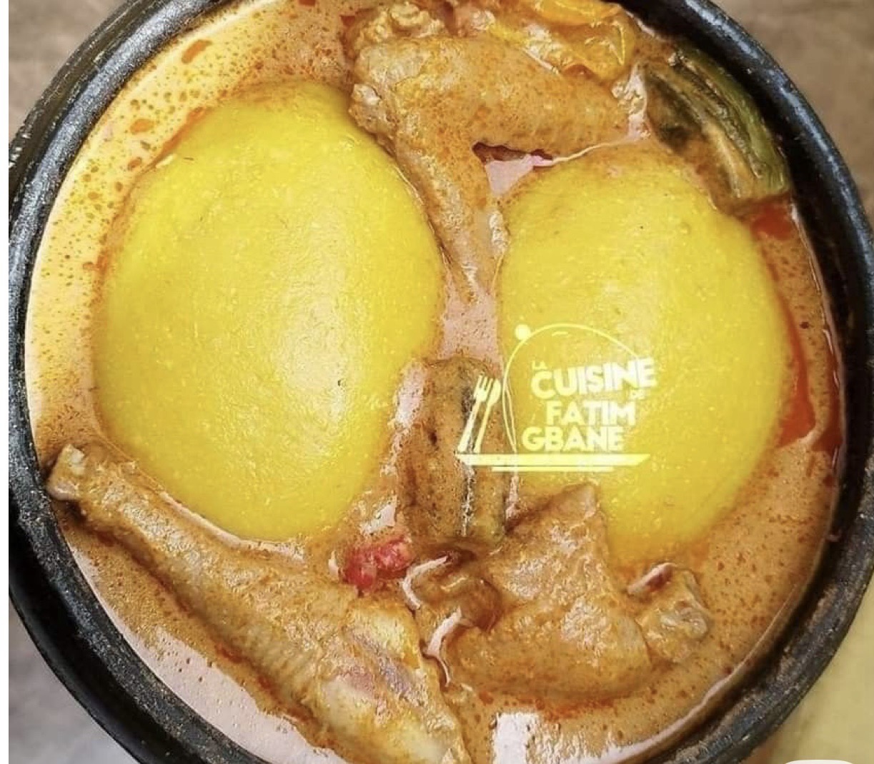 Chicken/goat/meat/ fish groundnut soup with fufu