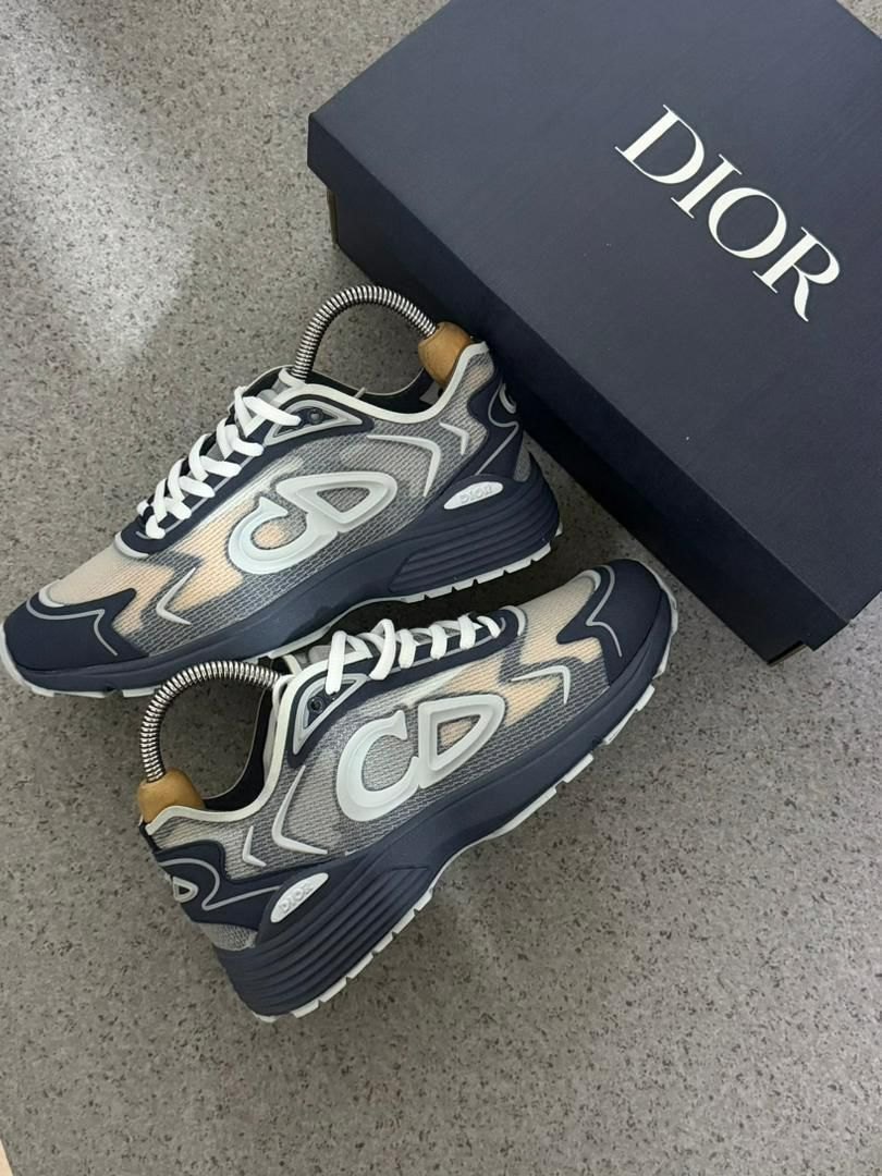 Dior b30