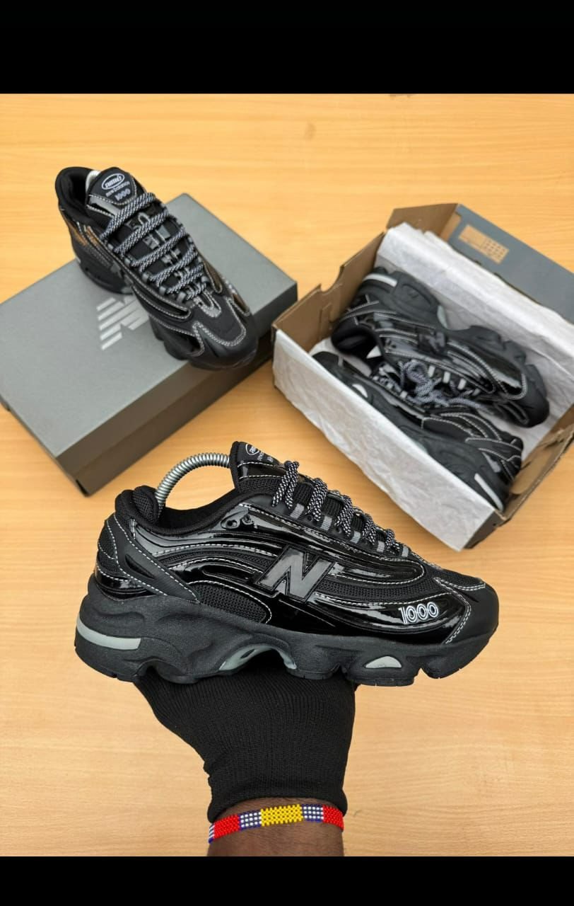 New balance 1000 (black)