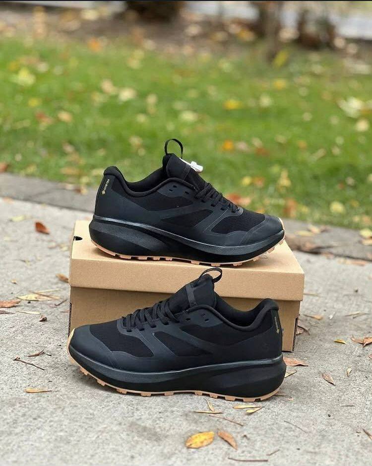 Hoka speedgoat (gtx / black)