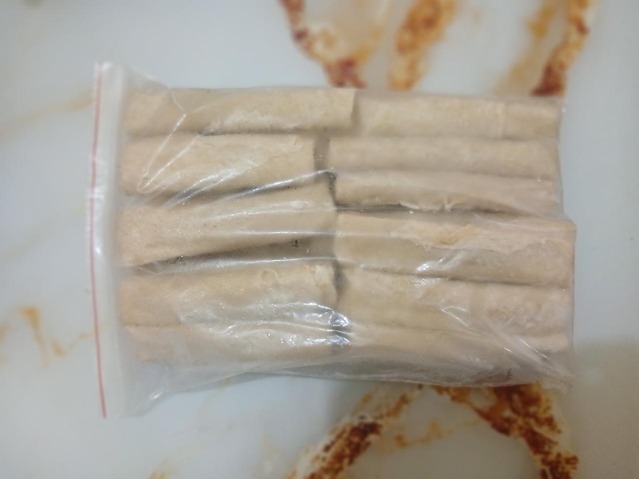Frozen spring rolls and samosa(veggies) - 20pieces