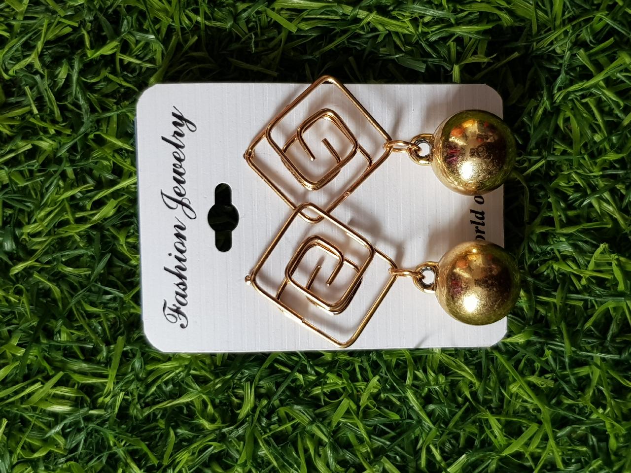Earring