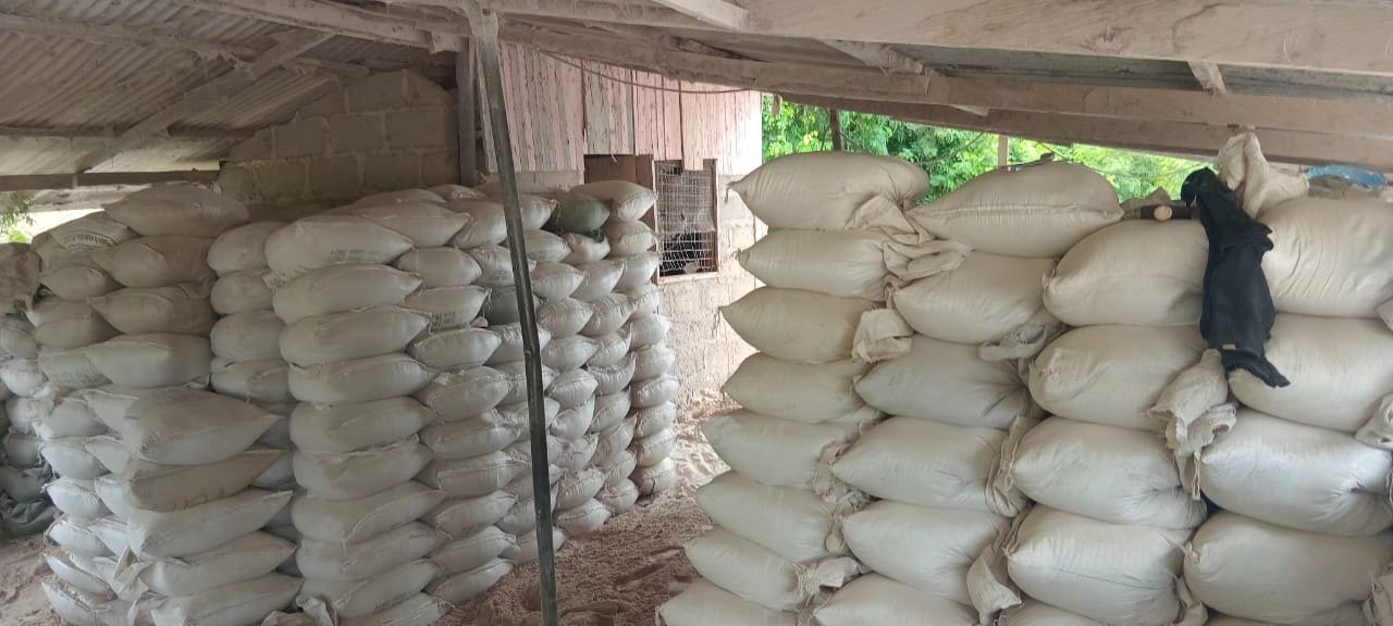 Crushed oyster shells -50kg per bag