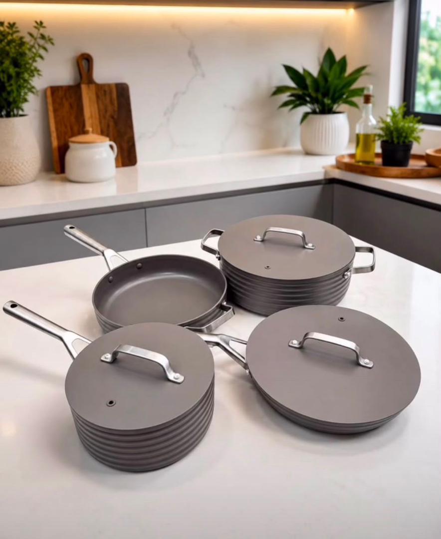 Stainless cookware