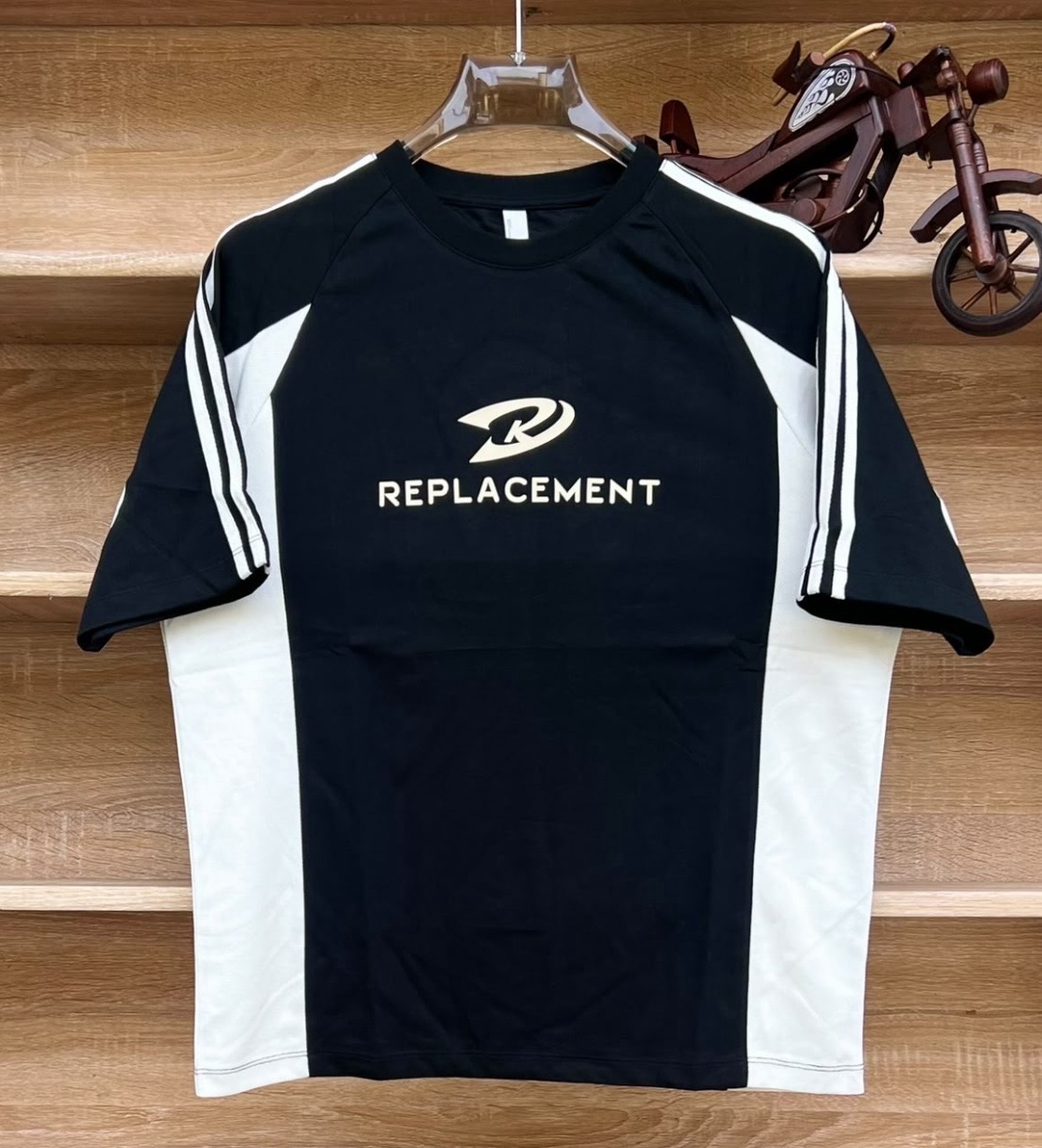 Replacement raglan sport t-shirt - black & white