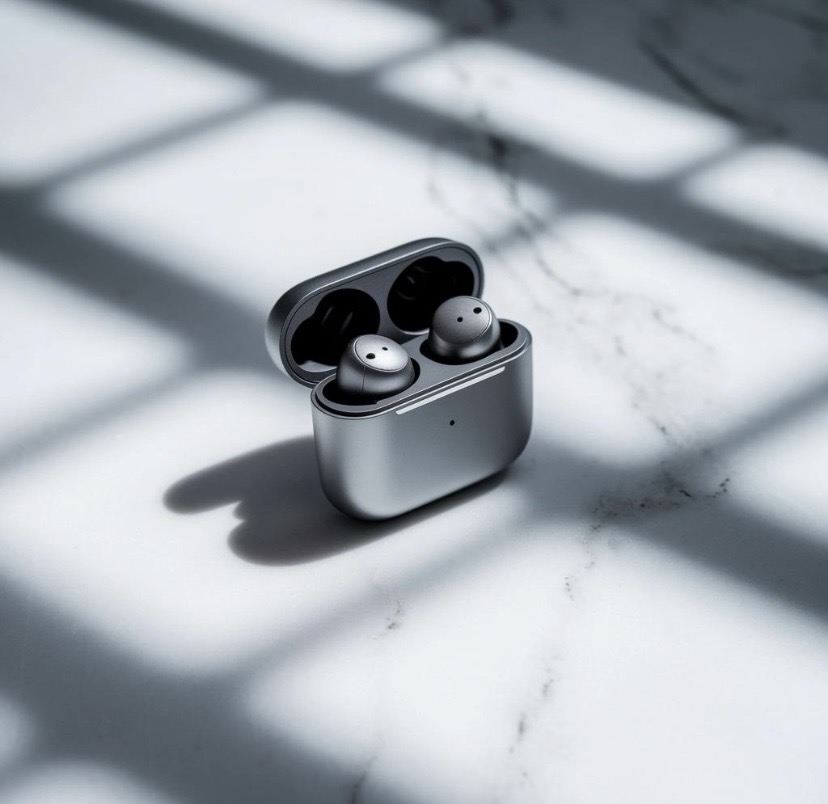 Wireless earbuds