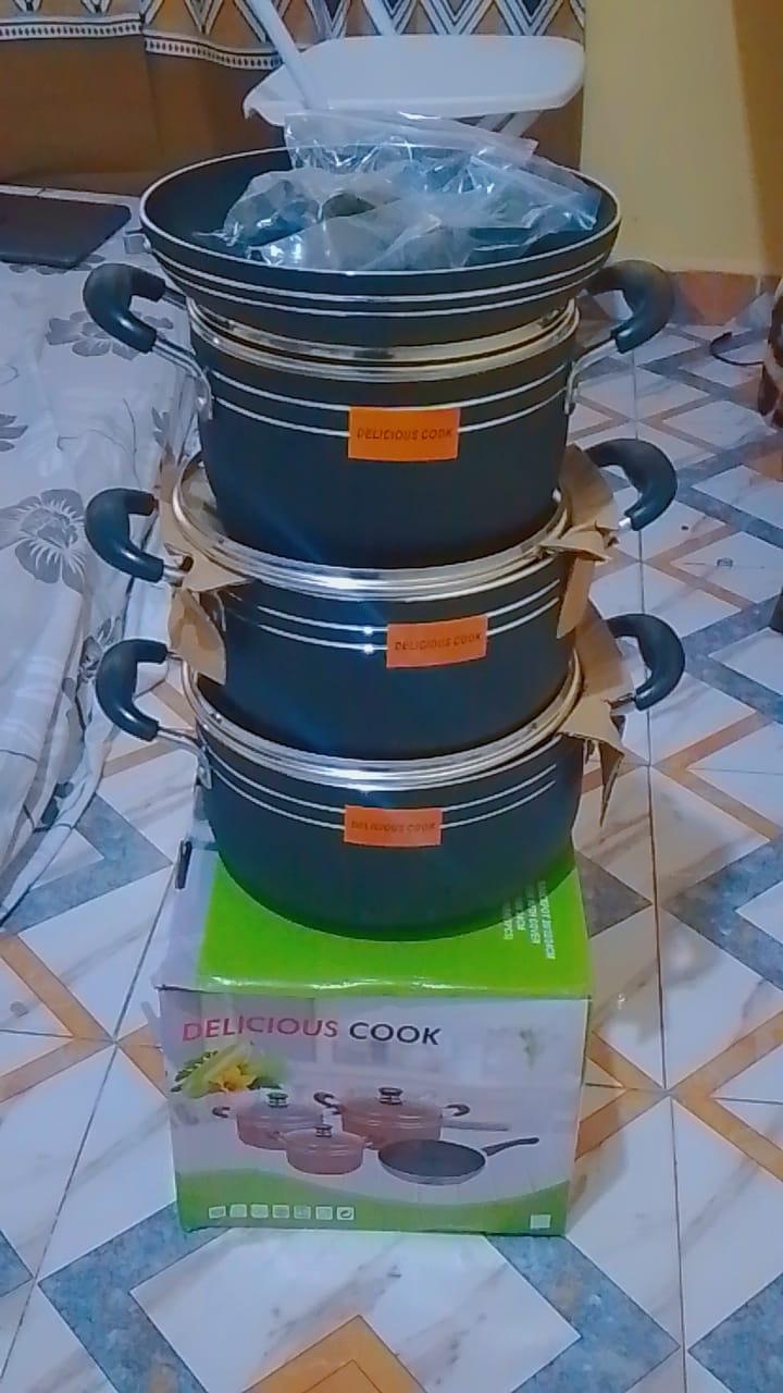 Non-stick saucepan