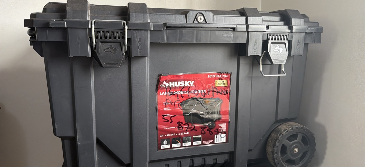Husky job box