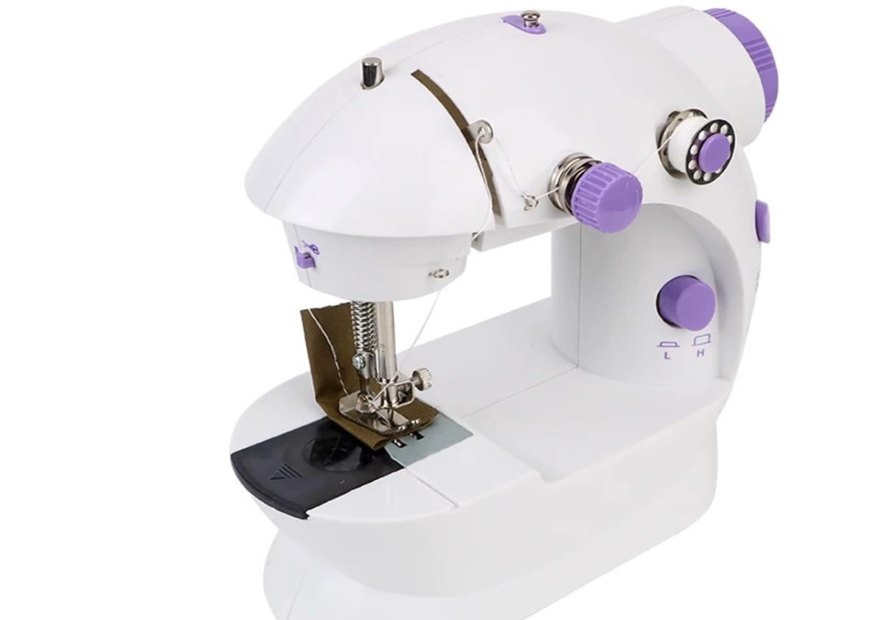 Portable sewing machine