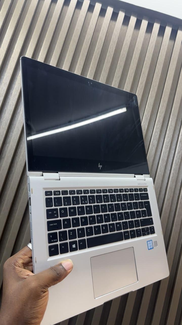 Hp elitebook 1030 g2