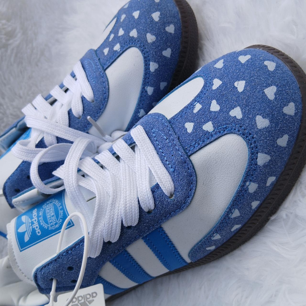 Blue white heart denim low-cut sneakers - love edition