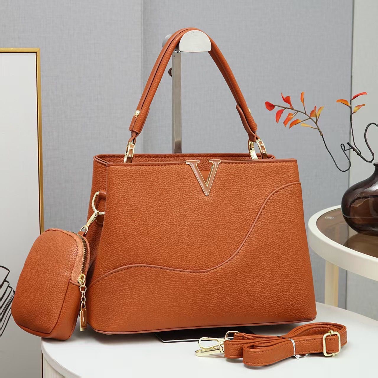 Mini pouch detachable