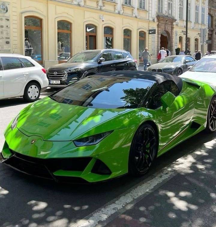 2025 lamborghini