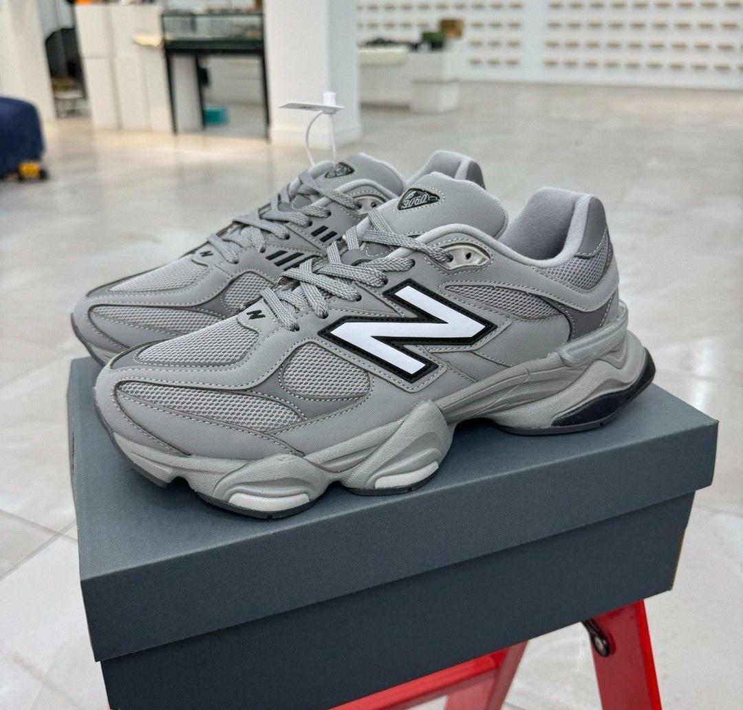 New balance 9060 size 39,40,41,42,43,44,45