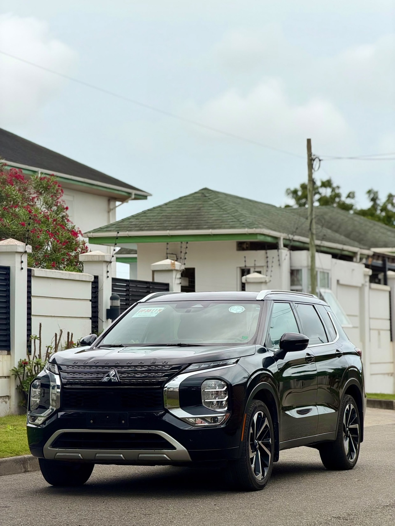 2024 mitsubishi outlander sel