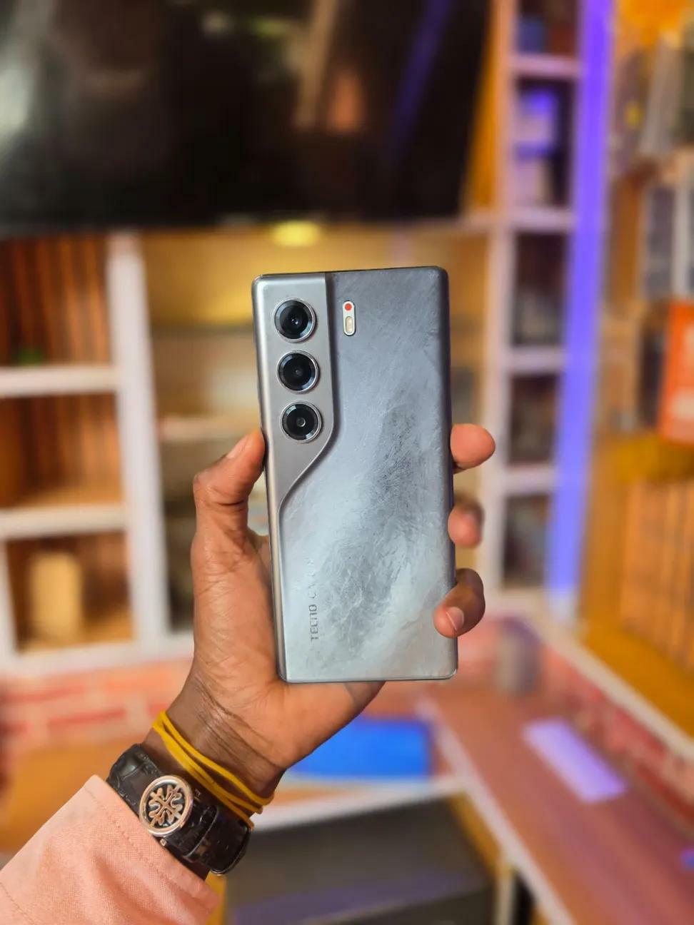 Tecno camon 40 pro 256gb used