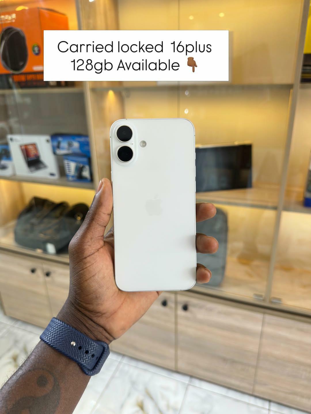 Esim locked 16plus 128wifi only available bh92%