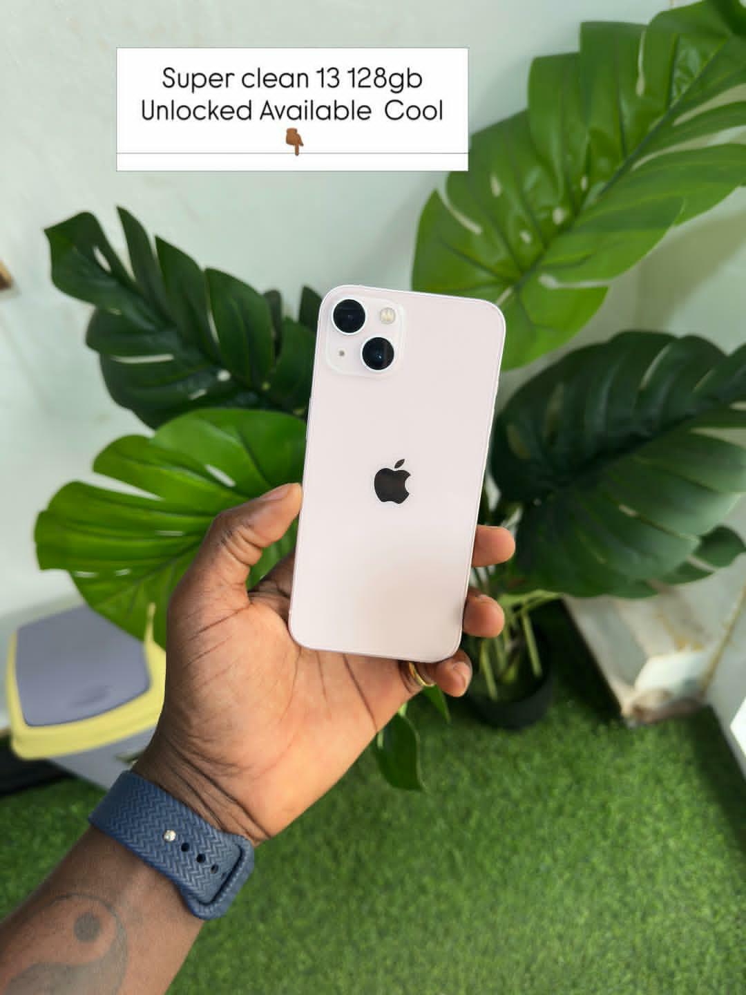 Neatly used 13 128gb unlocked available bh97%