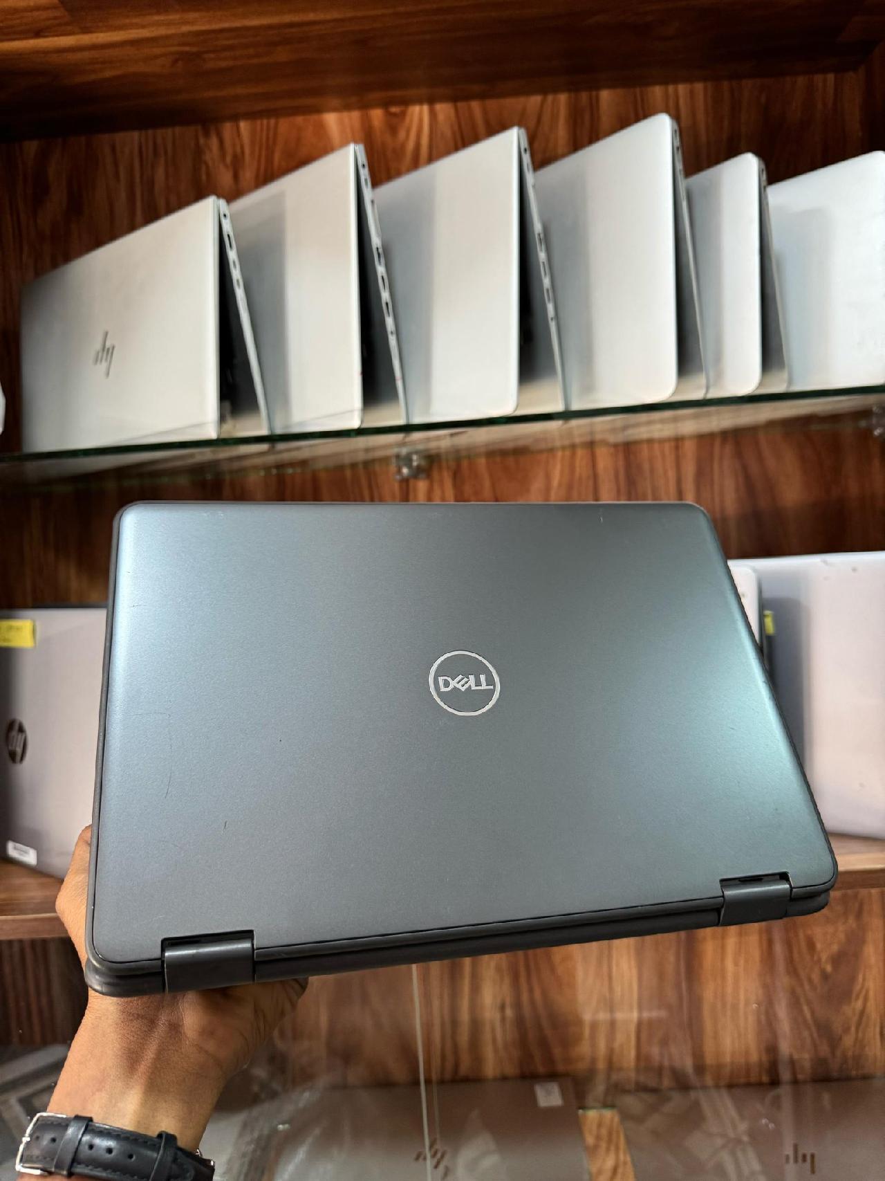 Dell latitide 3190* touchscreenintel®️ celeron•12 inches"•memory speed : 2400mhz
