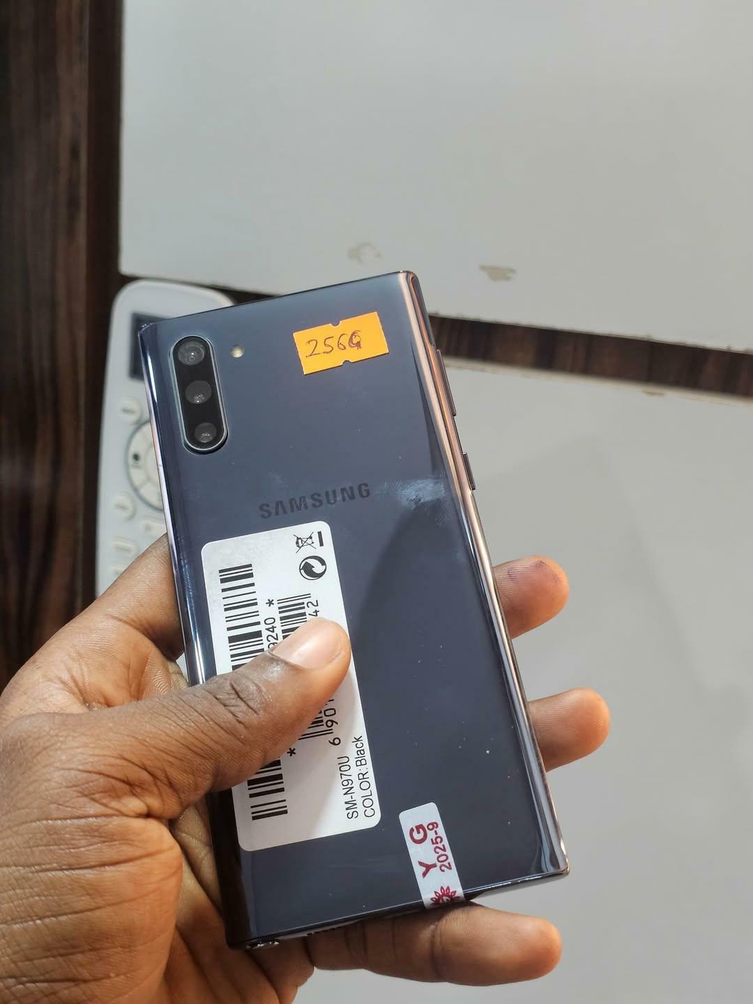 Samsung galaxy note 10 256gb by 8gb ram direct uk 🇬🇧 305k bossserious buyer dm
