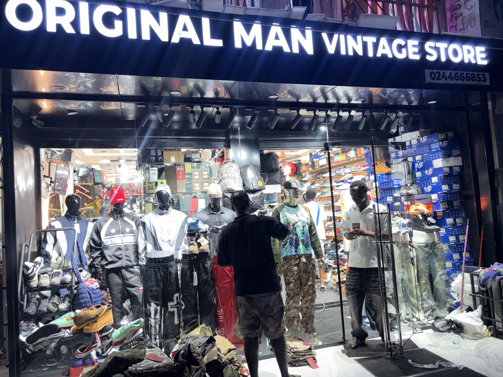 Vintage Store banner